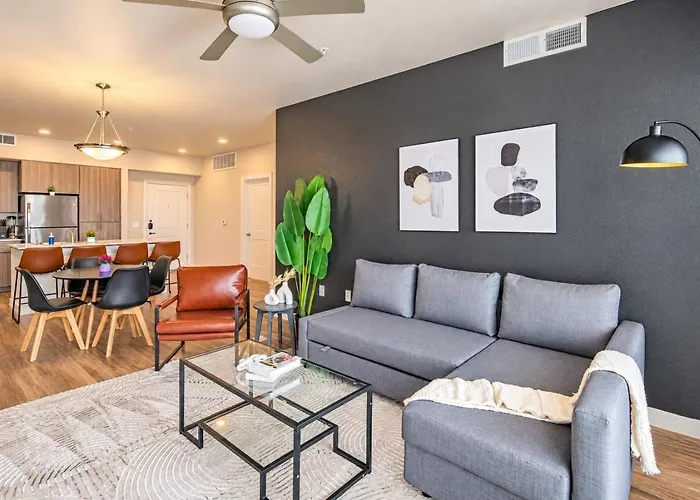 Apartment Trendy 2bd Gym Pool Parking Wd Sleeps 8 *